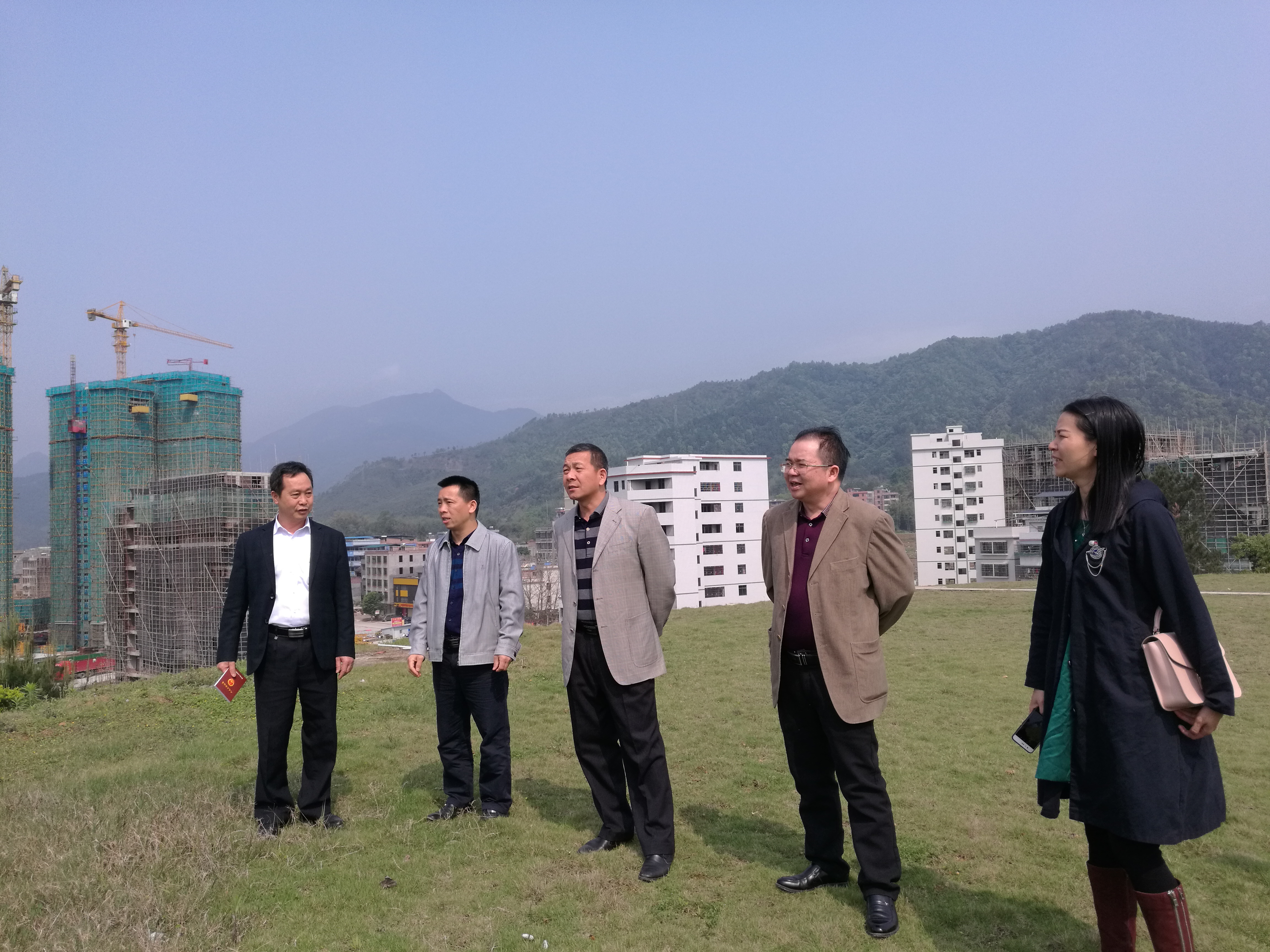 江大凡调研县气象科普基地和科技馆建设 - 新丰县人民