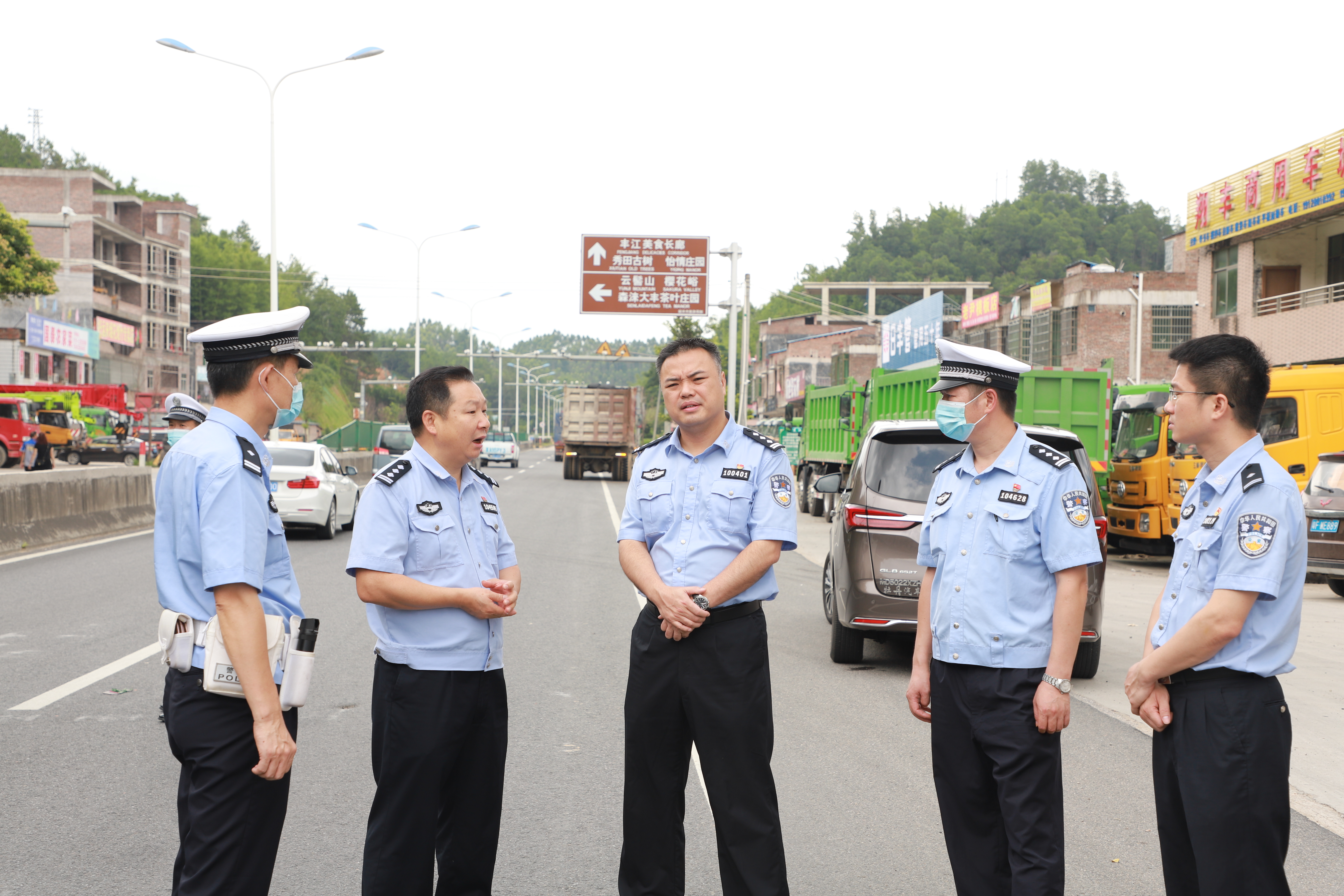 陈征明同志到基层一线督导检查安保维稳工作